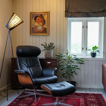 Holdal, Midt I Lofoten 펜션